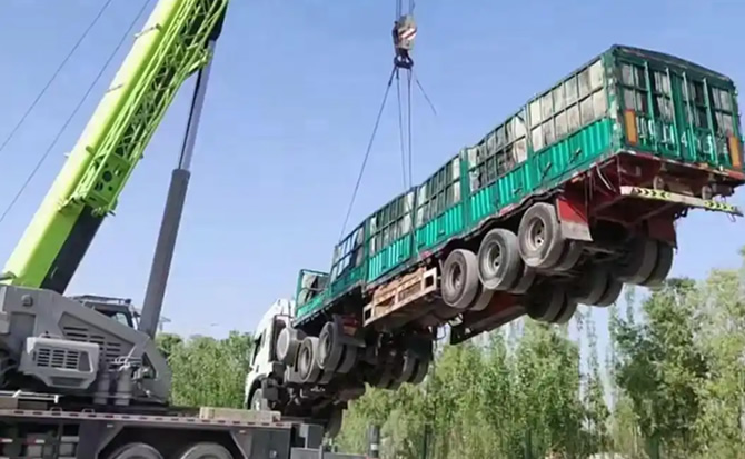 碾子山区道路脱困救援案例